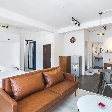 Scandinavian Apartment With Balcony In Bui Vien Ho Şi Min Dış mekan fotoğraf